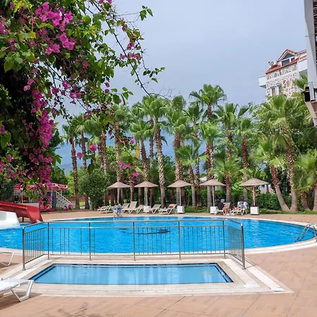 Uk Kiris 4* Antalya