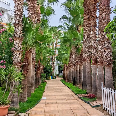 Uk Kiris 4* Antalya